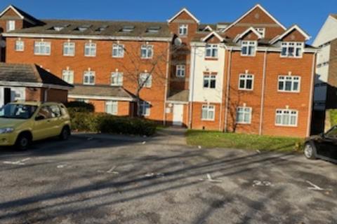 2 bedroom flat to rent, Silchester Court, 598-604 London Road, Ashford, Surrey, TW15