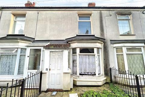 2 bedroom terraced house for sale - 8 Wilton Avenue, Holland Street, Hull