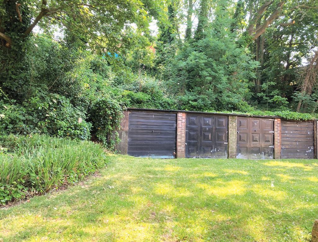 Garages 14 to the Rear of 712 Woodside Court, Woodside Road