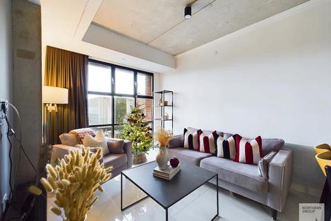 2 bedroom apartment to rent, Apt 5.04 :: One Silk Street