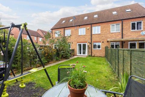 4 bedroom terraced house for sale, Shepherds Hill, Pickering