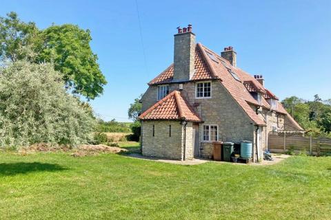 2, The Cottages Cartoft, Kirkbymoorside, York, YO62 6NU