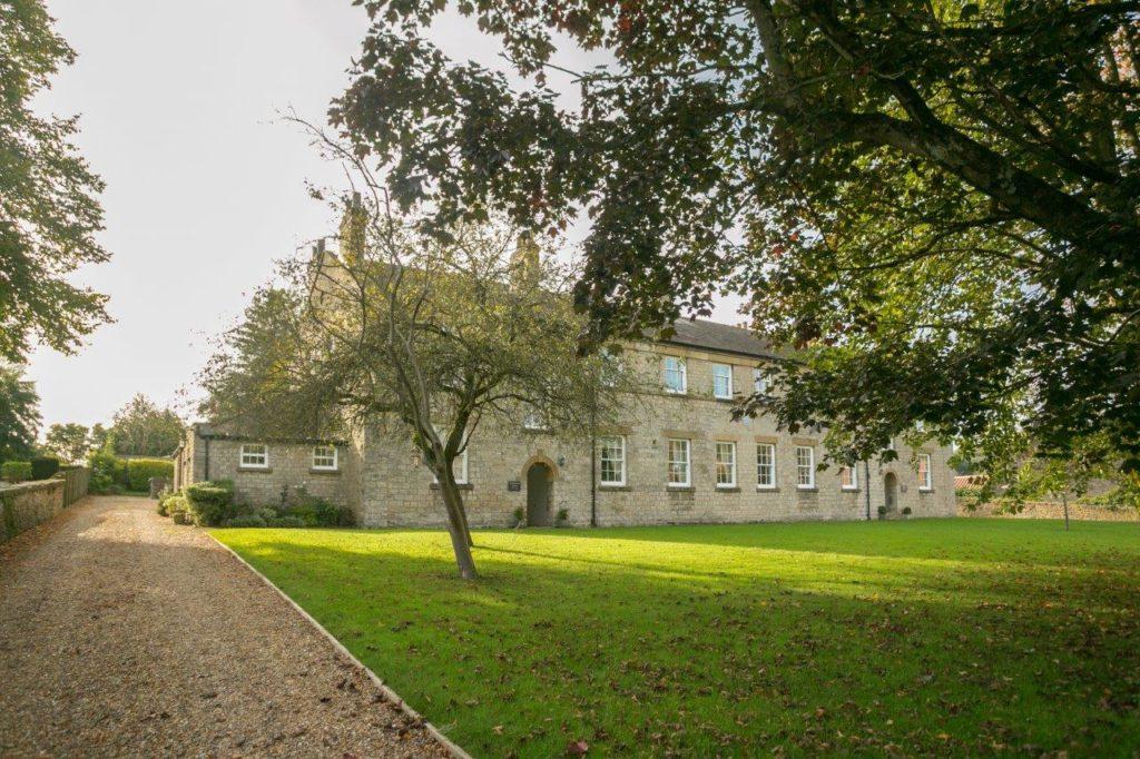 Woodard House, High Street, Helmsley 2 bed apartment for sale £210,000