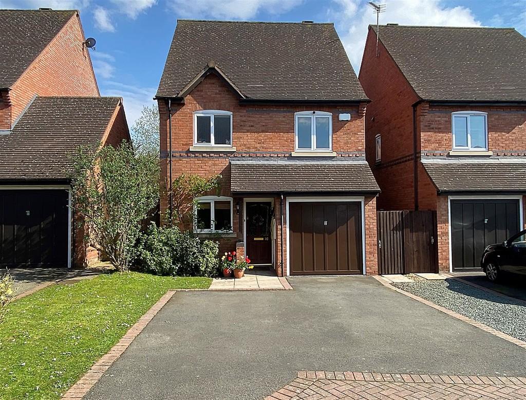 Highfield, Hatton Park, Warwick 3 bed detached house for sale £425,000