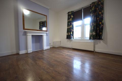 undefined, High Road, Wood Green N22