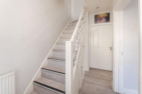 3 bedroom terraced house for sale - Galliard Road, Edmonton