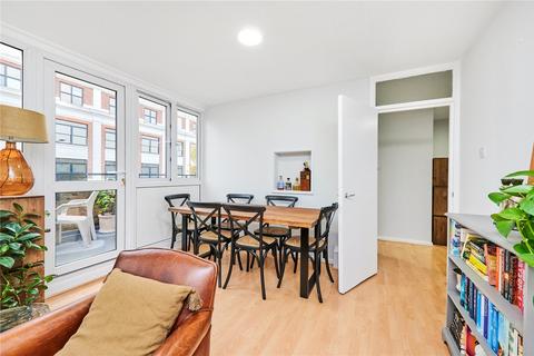 50 Walham Green Court, London, SW6 2DE