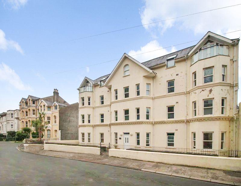 1 Griffin House, Castlemona Avenue, Douglas 2 bed apartment for sale