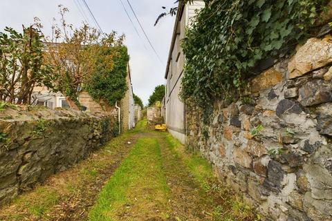 27 Scowbuds, Tuckingmill, Camborne, TR14 8PB