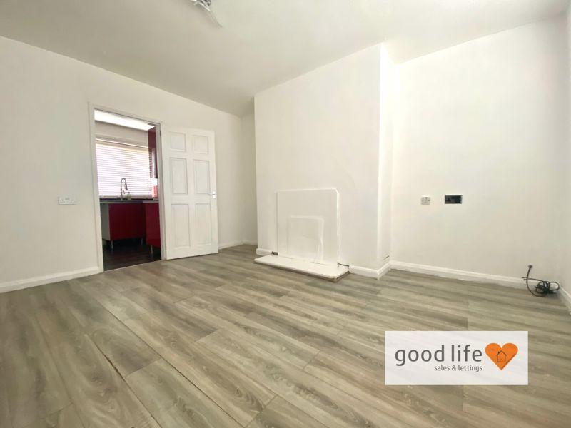 Milton Close, Seaham SR7 3 bed semidetached house for sale £99,000