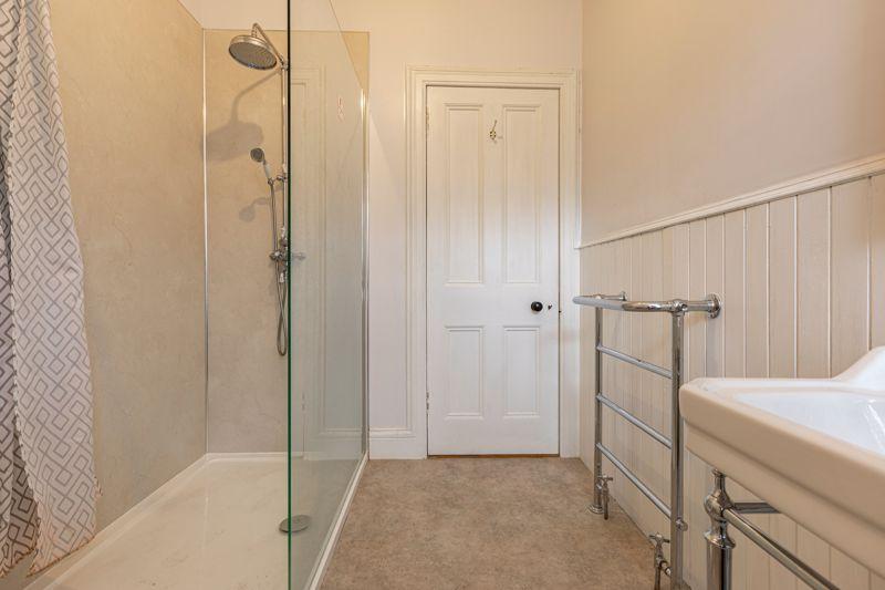 Family Shower Room