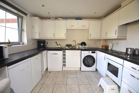 2 bedroom apartment for sale, Windmill Road, Slough SL1 3SX