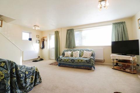 7 Darwin Road, Slough, SL3 8DG