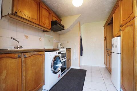 7 Darwin Road, Slough, SL3 8DG