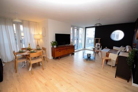 2 bedroom apartment for sale - Midlothian Court, Ochre Yards, Gateshead