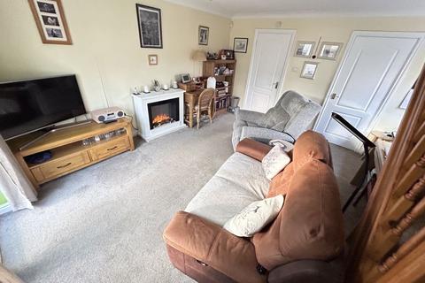 2 bedroom terraced house for sale - Doctor Garretts Drive, Conwy