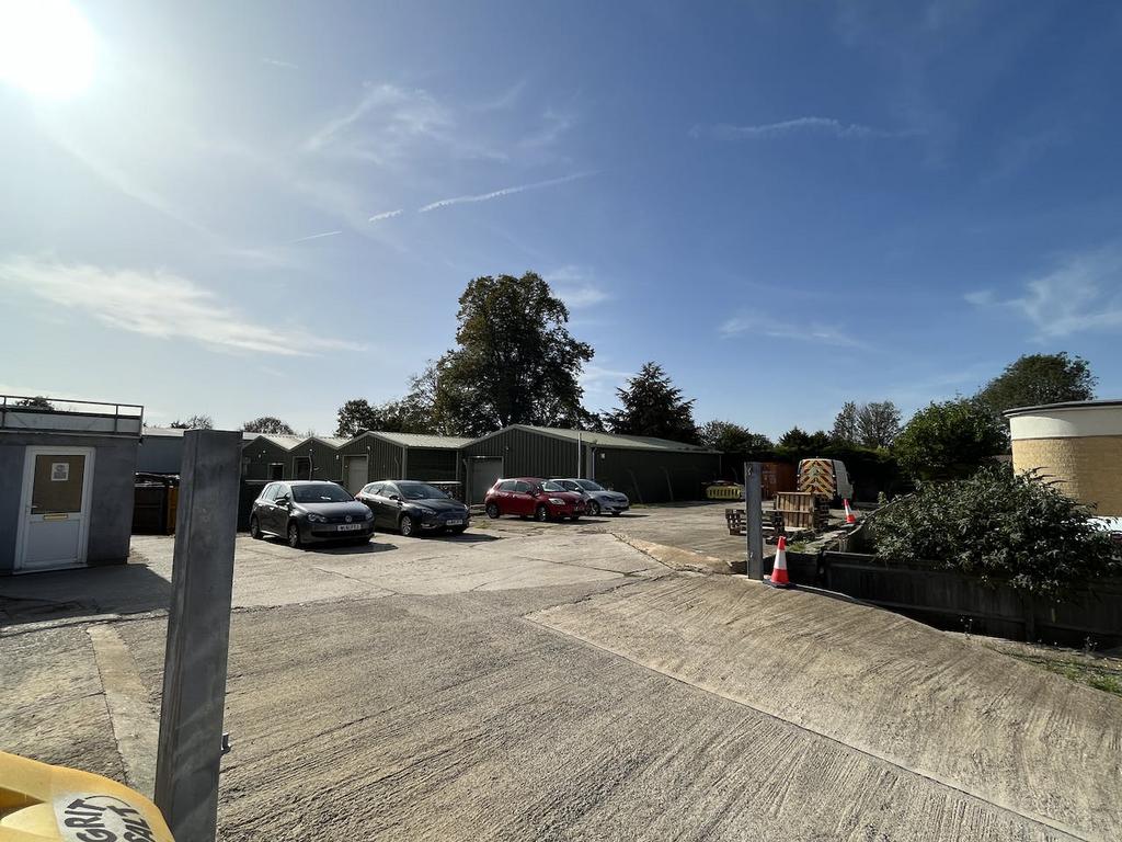 Unit 2A, Park End Works, Brackley, NN13 5LX Industrial unit for sale