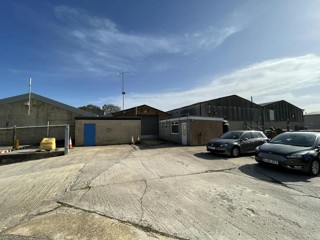 Unit 2A, Park End Works, Brackley, NN13 5LX Industrial unit for sale