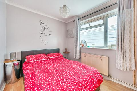 20 Welbeck Close, Epsom, KT17 2BJ