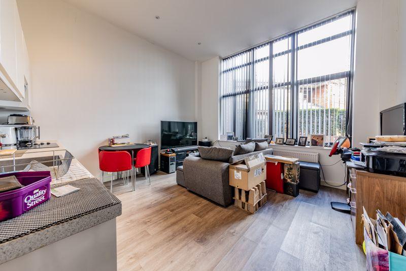 Bellmont Lodge, Welwyn Garden City Studio for sale £190,000