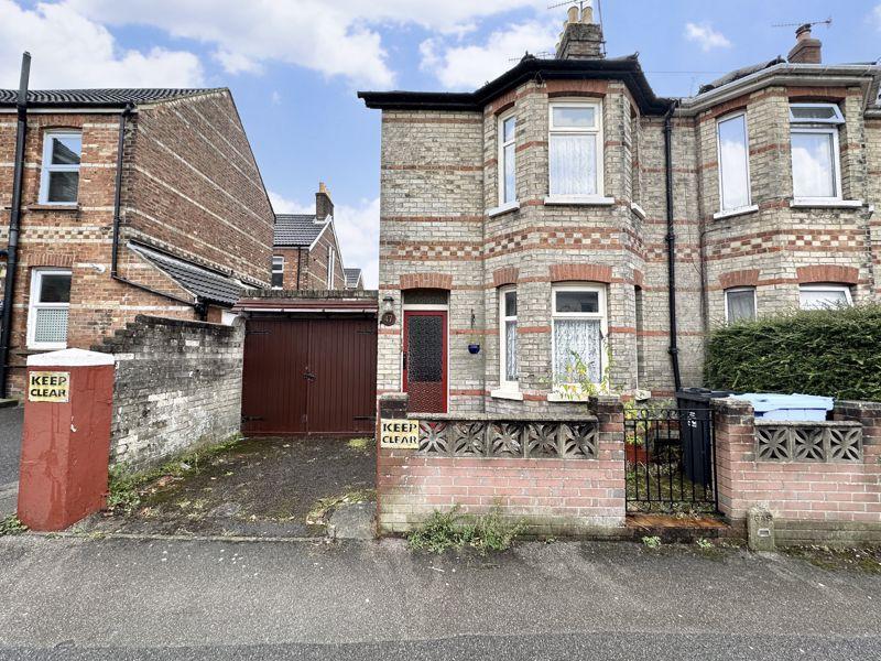 Denmark Road, Poole BH15 2 bed semidetached house for sale £275,000