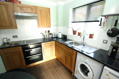 1 bedroom apartment to rent - Chetwood Road, Crawley