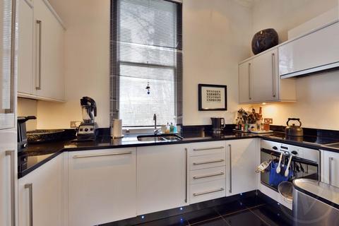 2 bedroom apartment for sale, Abbey Road, South Hampstead, London NW6