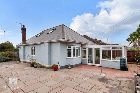 4 bedroom bungalow for sale - Herbert Avenue, Poole BH12