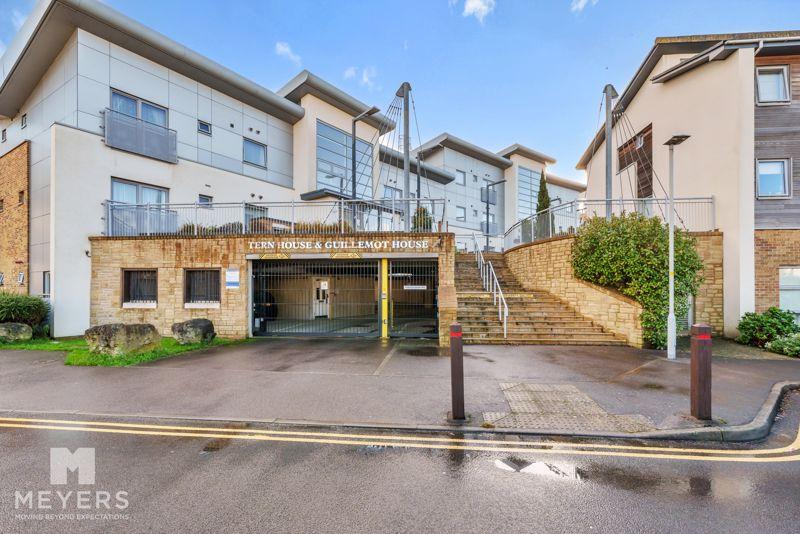 Norton Way, Poole BH15 2 bed apartment for sale £435,000