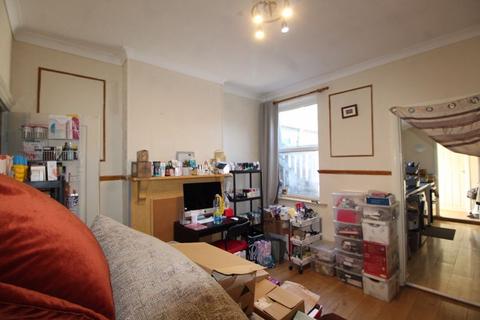 2 bedroom terraced house for sale, May Street, Luton