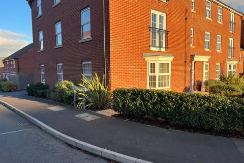 2 bedroom flat to rent, Penryhn Way, Grantham, NG31