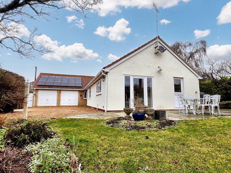 Barton Road, Thurston 4 bed detached bungalow for sale £525,000