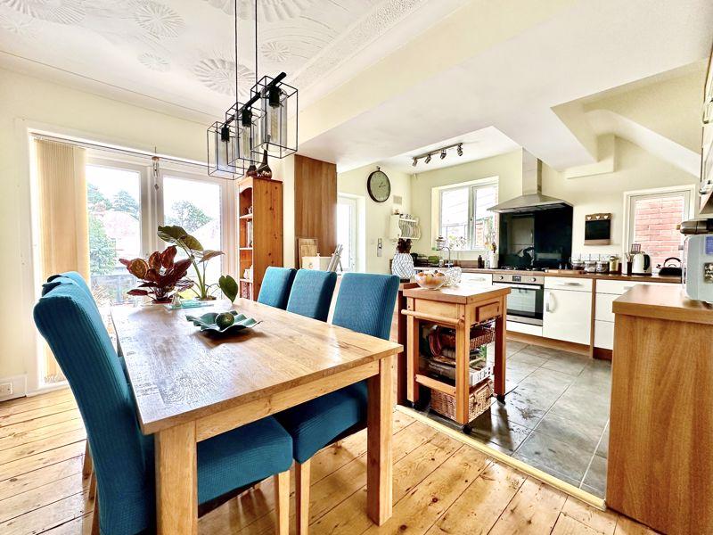 Sheringham Road, Poole BH12 3 bed detached house £400,000