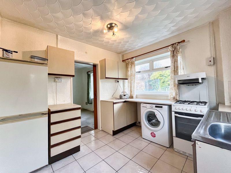 Roman Way, Neath, SA10 7BG 3 bed semidetached house for sale £155,000