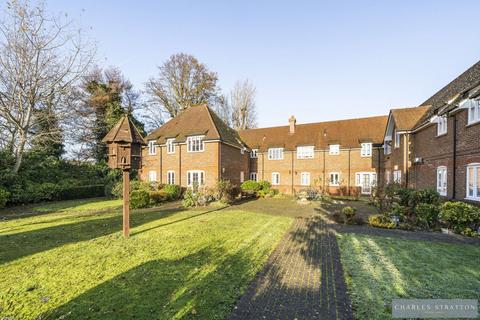 2 bedroom apartment for sale, Gidea Lodge, Gidea Park