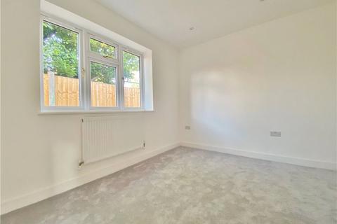 1b Curtis Road, Whitton, Hounslow, TW4 5PU