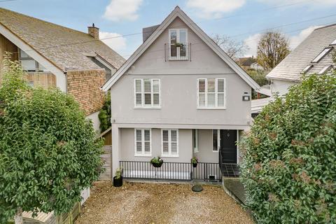 40 Vine Road, East Molesey, KT8 9LF