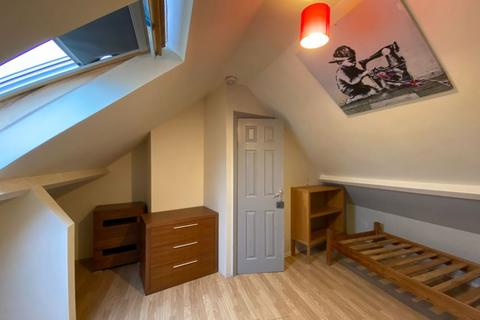 187 Trevelyan Road, London, SW17 9LP