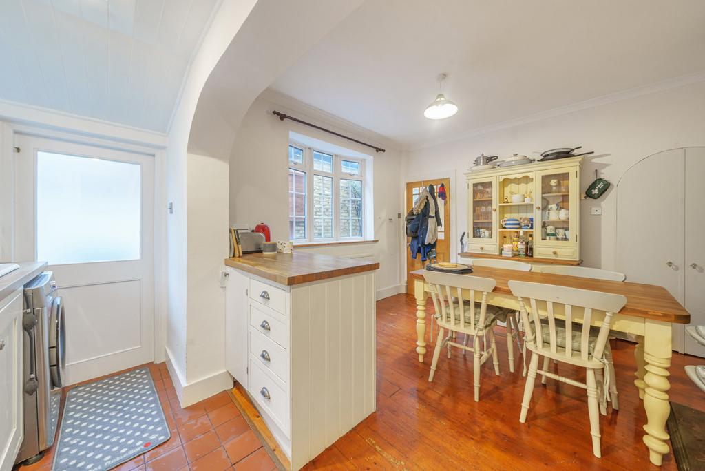 Kitchen/Dining