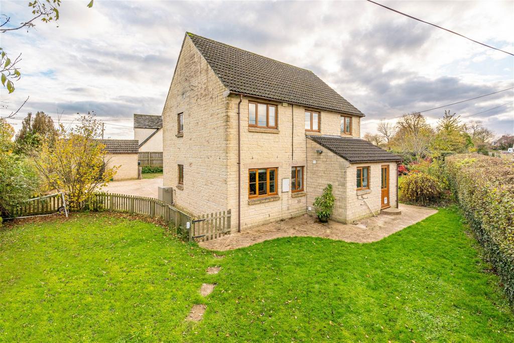 Elm Farm Close, Upper 4 bed detached house for sale £695,000