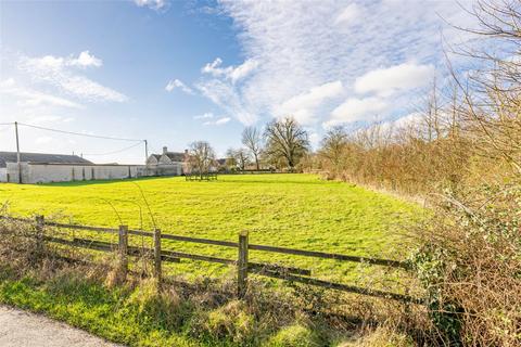 4 bedroom detached house for sale, Elm Farm Close, Upper Minety