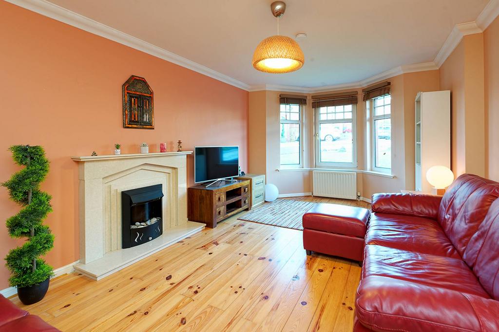 27 Woodhead Crescent, Glenmavis, Airdrie, ML6 0QH 4 bed detached house