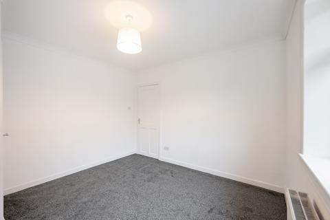 16 Braeside, Sauchie, Alloa, FK10 3DR