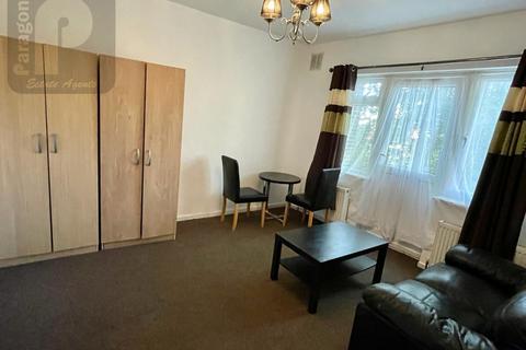2 bedroom maisonette for sale, Haydon Close, Kingsbury, London, NW9