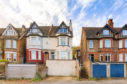 68c Avondale Road, South Croydon, CR2 6JA