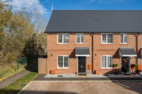 3 bedroom end of terrace house for sale, Haxters End, Berkhamsted HP4