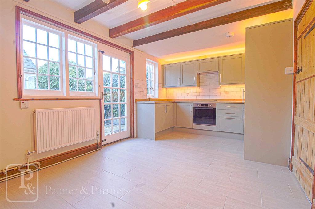Kitchen / Dining