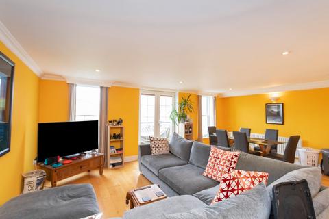 2 bedroom apartment for sale, Royal Garden, Bosq Lane, St. Peter Port, Guernsey