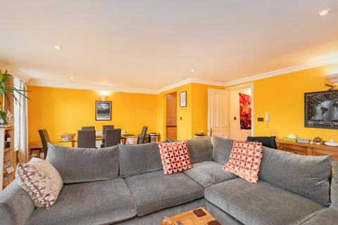 2 bedroom apartment for sale, Royal Garden, Bosq Lane, St. Peter Port, Guernsey