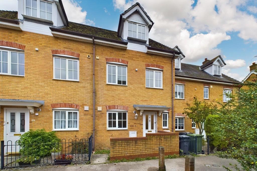 Tottington Close, Thetford 4 bed terraced house for sale £230,000